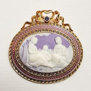 Joan Rivers - Cameo Cabochon Brooch in purple white and gold tones